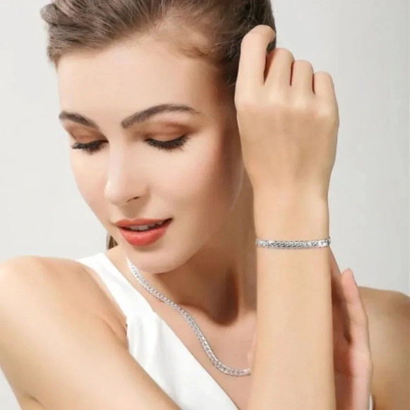 925 Sterling Silver Flat Snake Chain Bracelet - Picture 2 of 2